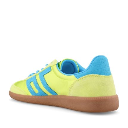 Back 70 Ladies Ghost C26-106 Laced Trainer